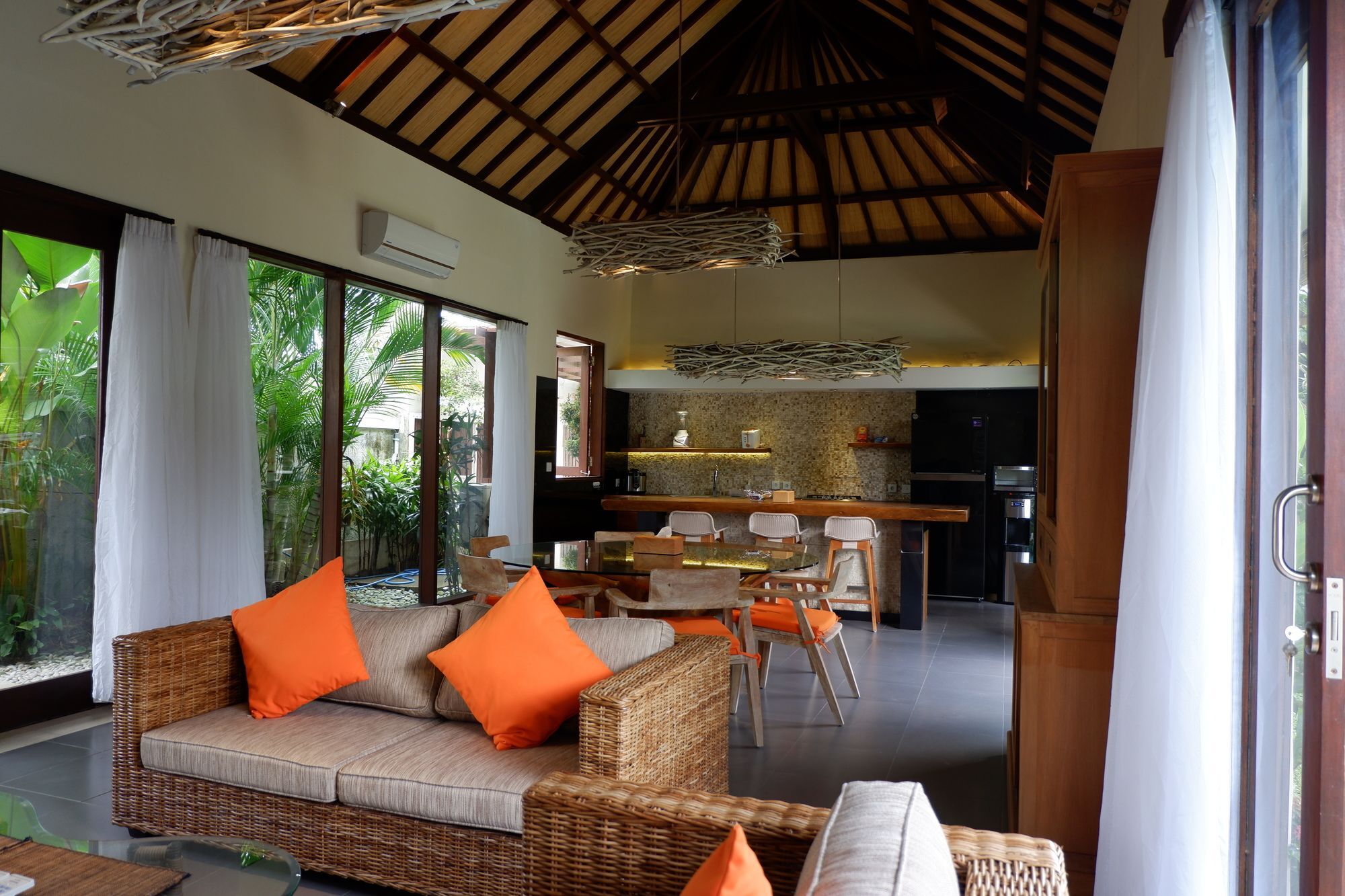 Villa Intan Bali Legian Exterior photo