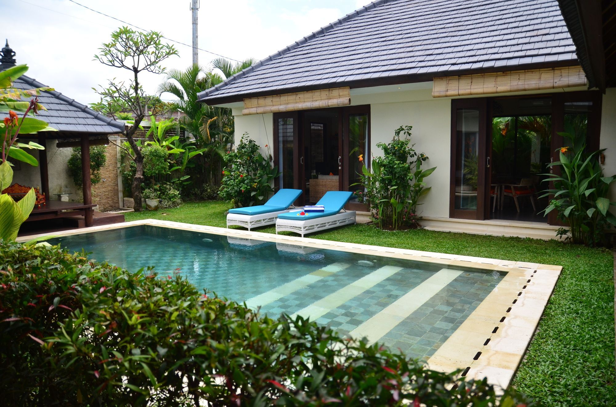 Villa Intan Bali Legian Exterior photo